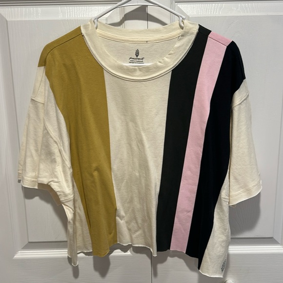 Free People Tops - 🍀 Free People FP Movement Tee Printed Vertical Multi Color Cropped Small